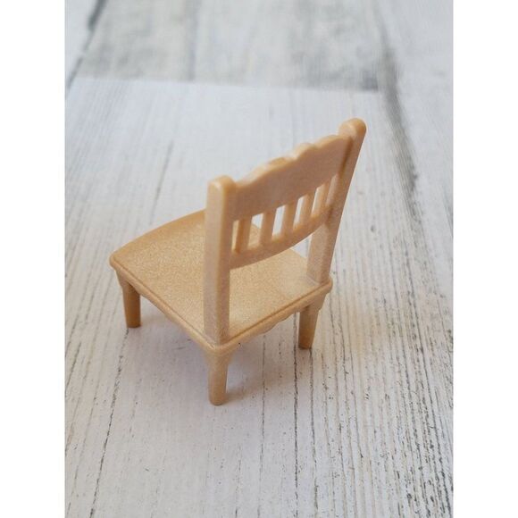 Mini wooden kitchen chair Furniture doll accessory toy figure - Picture 3 of 4
